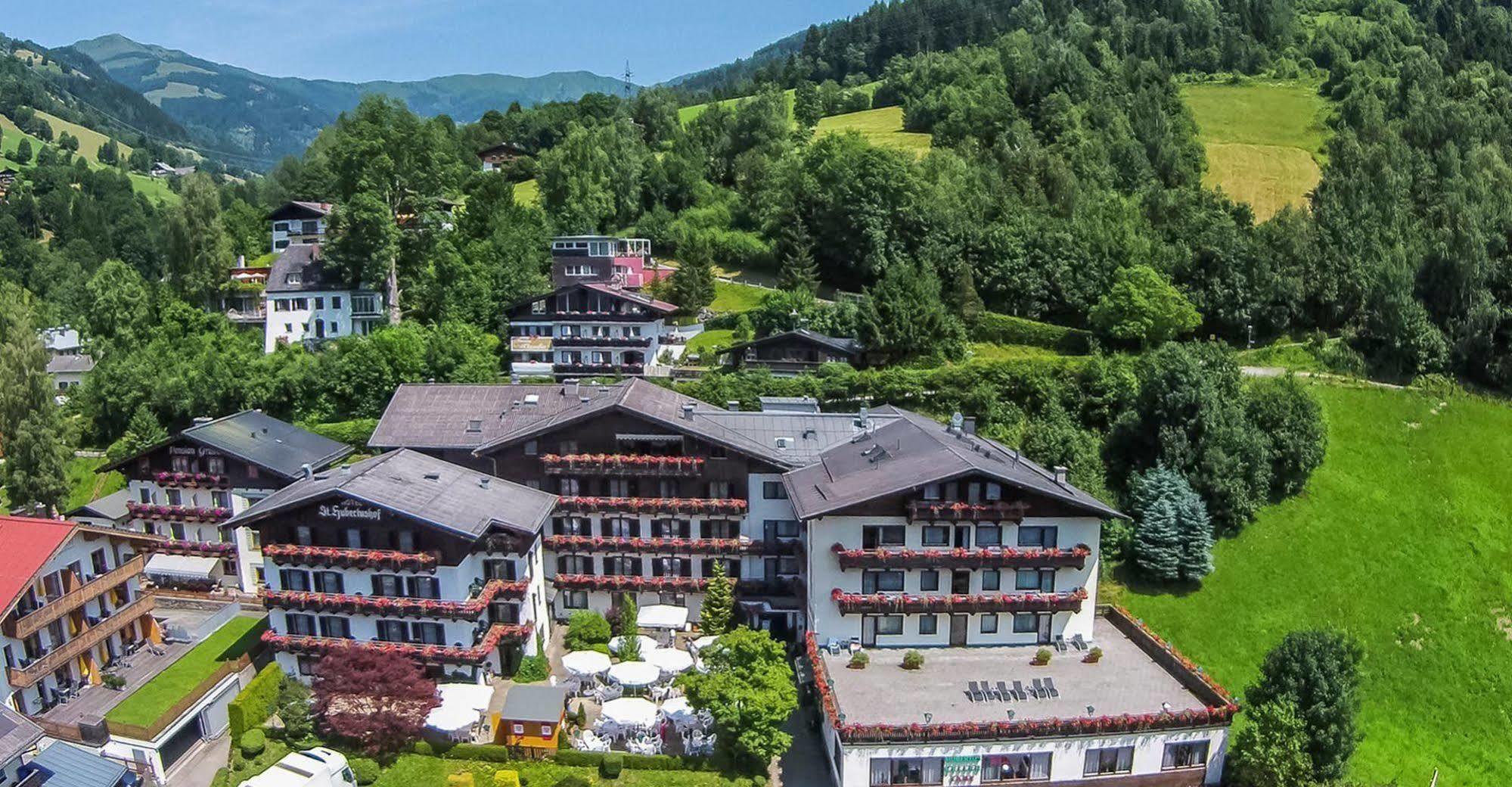 Hotel St. Hubertushof Τσελ αμ Ζέε Εξωτερικό φωτογραφία